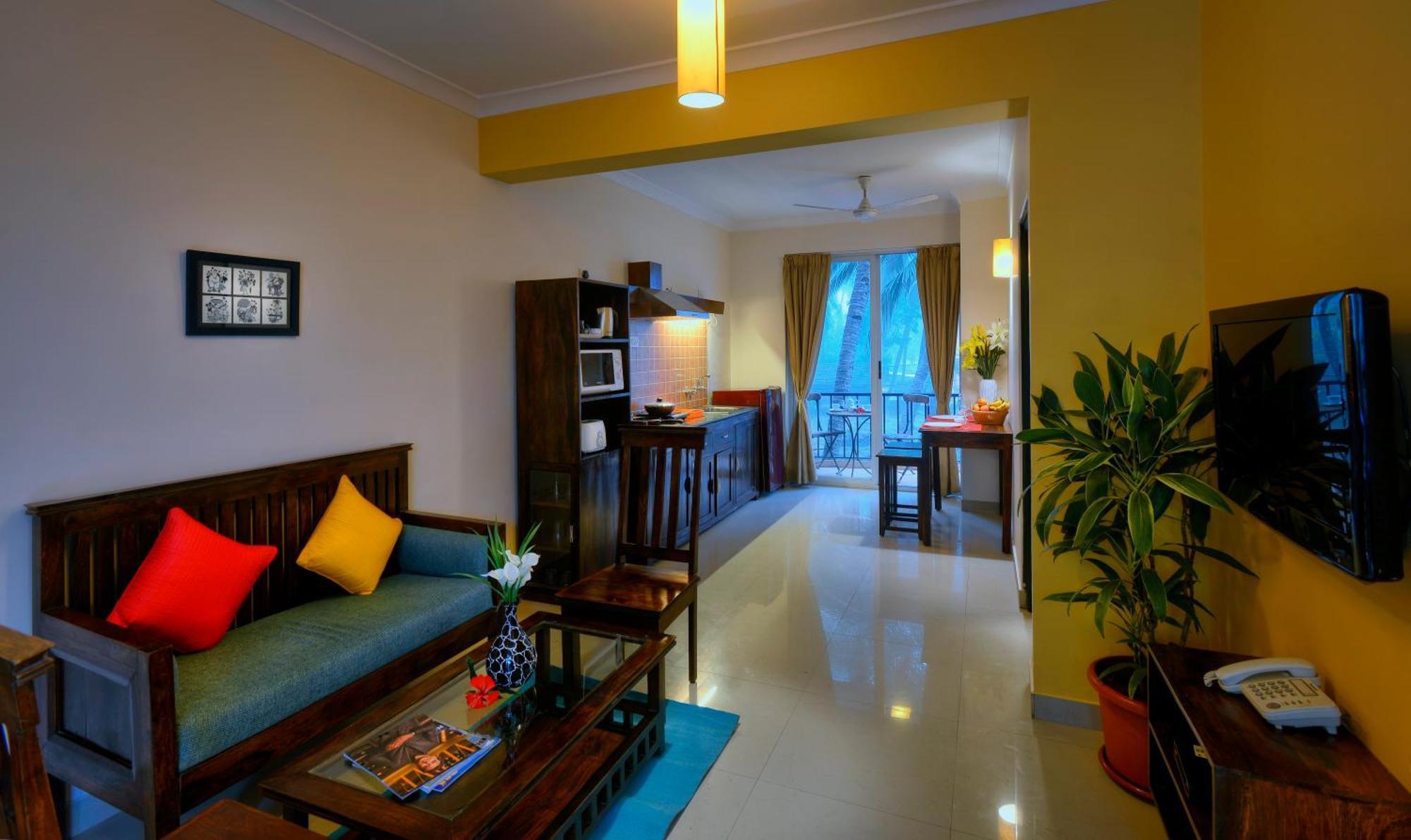 Treehouse Blue Hotel & Serviced Apartments Majorda Exterior photo