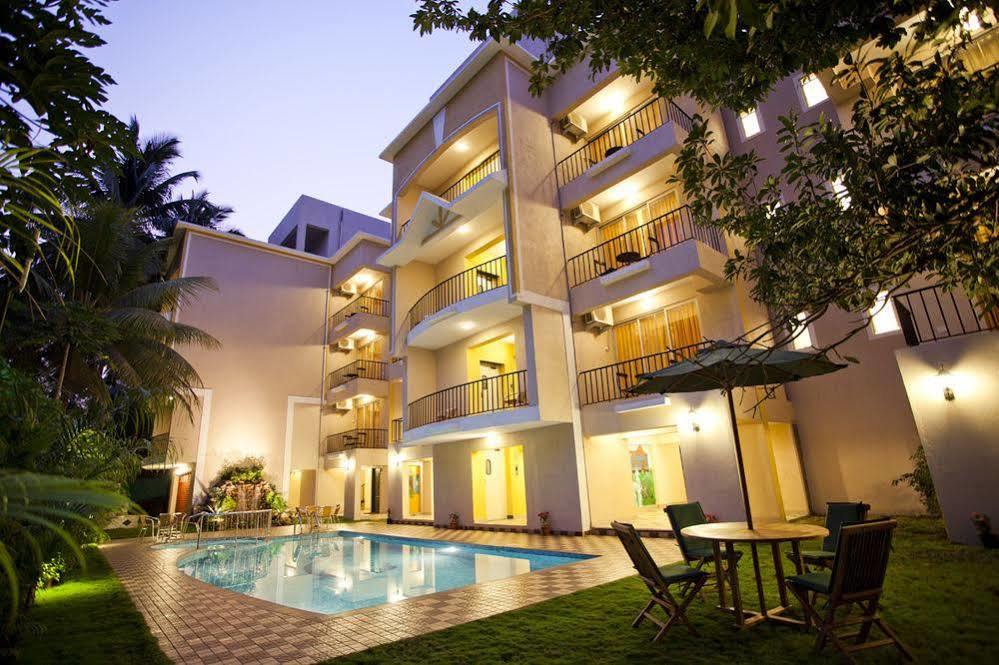 Treehouse Blue Hotel & Serviced Apartments Majorda Exterior photo